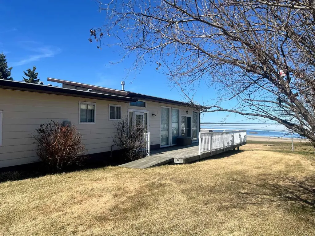 303 Cumming Drive Brightsand Lake SK S0M1J0