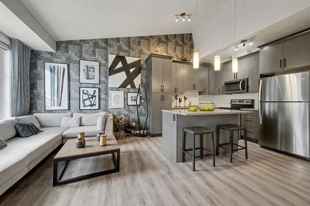 117 Livingston Common NE Calgary AB T3P 1K1