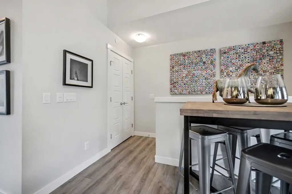 117 Livingston Common NE Calgary AB T3P 1K1