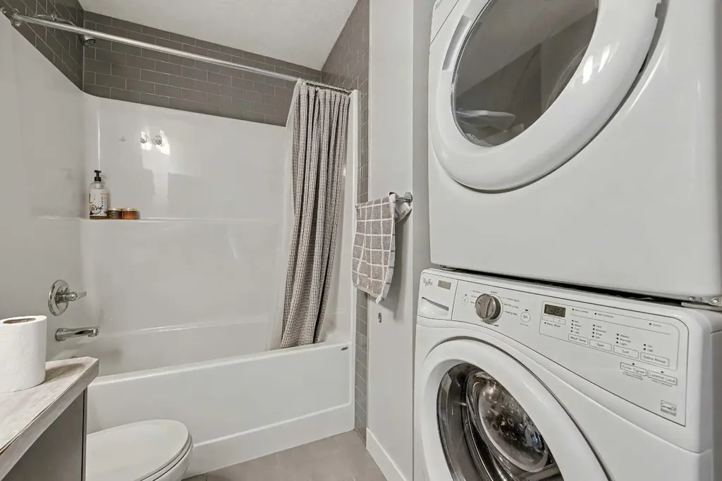 117 Livingston Common NE Calgary AB T3P 1K1