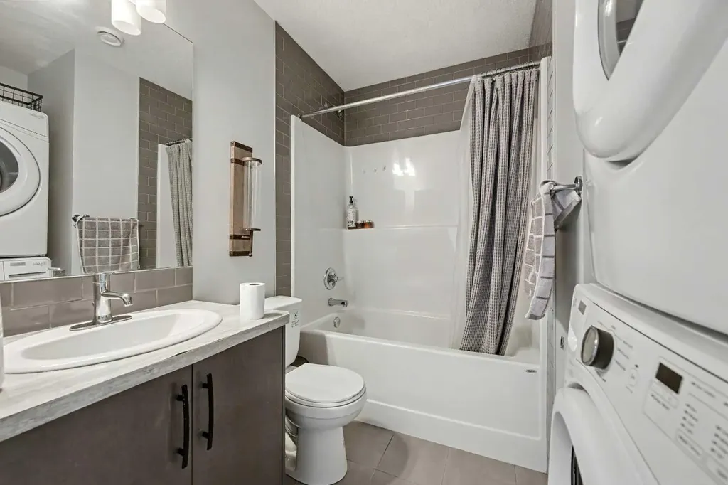 117 Livingston Common NE Calgary AB T3P 1K1
