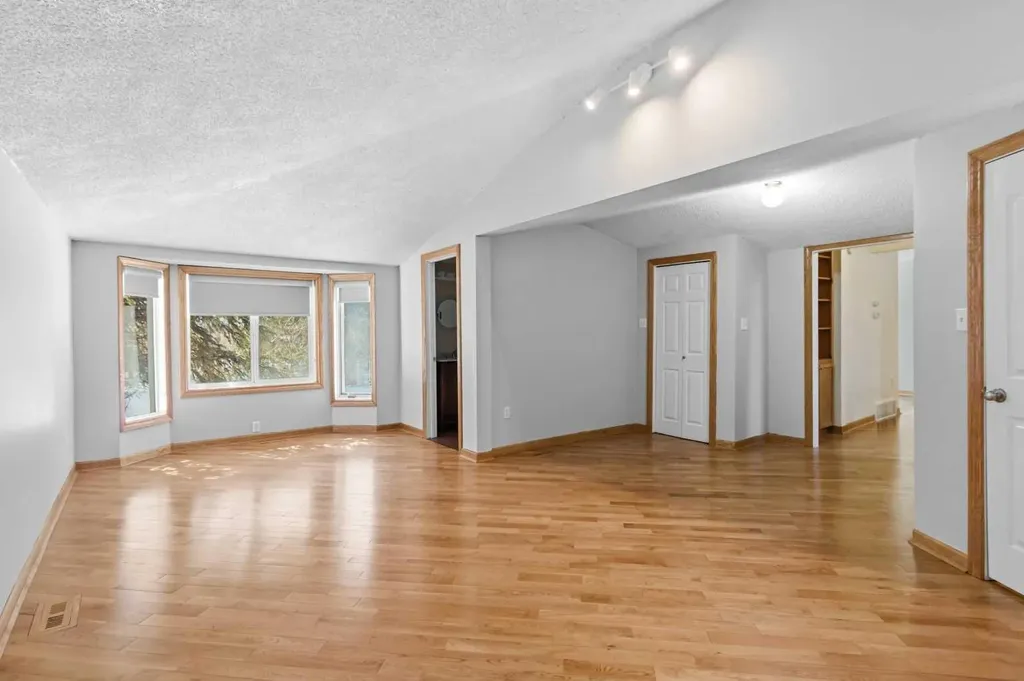 126 Community Lane Saprae Creek AB T9H 5B4