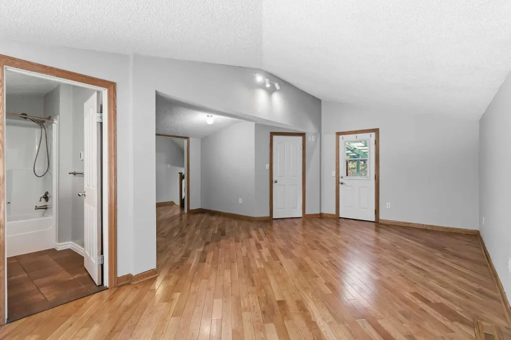 126 Community Lane Saprae Creek AB T9H 5B4