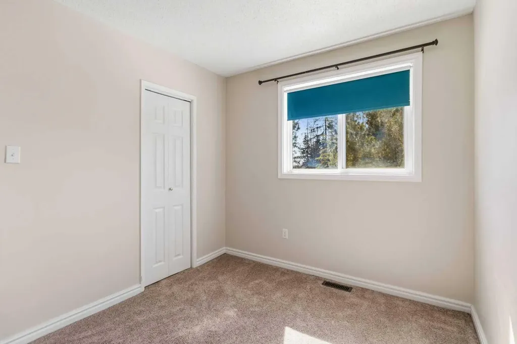 126 Community Lane Saprae Creek AB T9H 5B4
