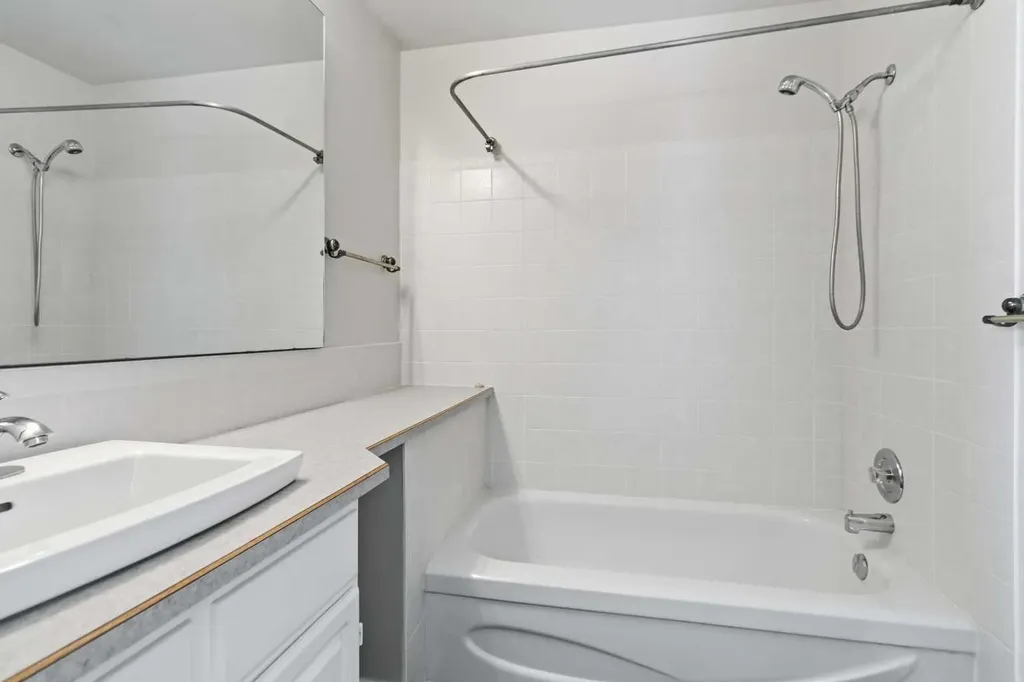 126 Community Lane Saprae Creek AB T9H 5B4