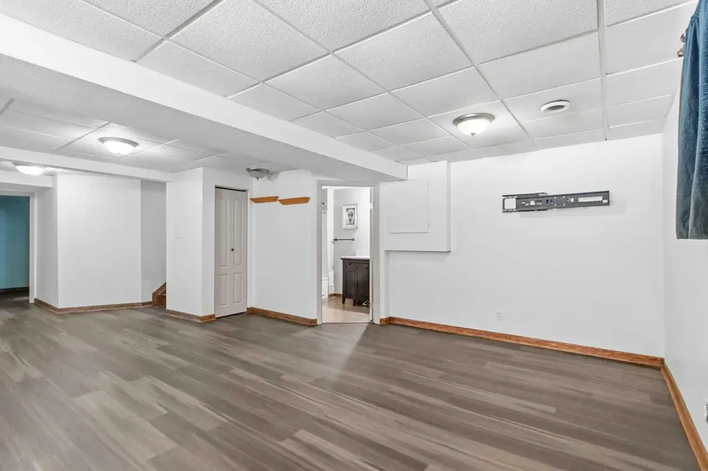 126 Community Lane Saprae Creek AB T9H 5B4