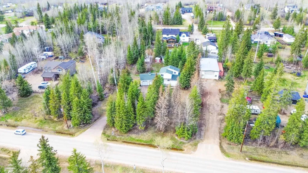 126 Community Lane Saprae Creek AB T9H 5B4