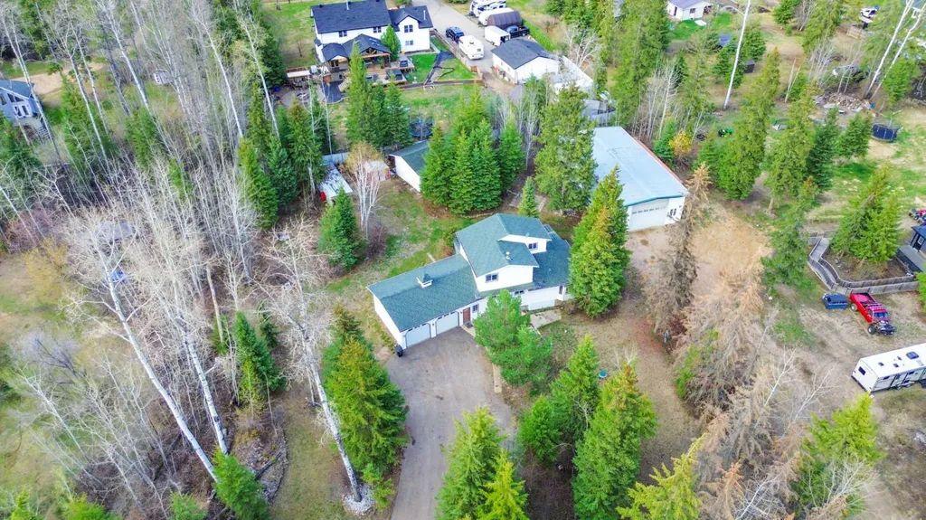 126 Community Lane Saprae Creek AB T9H 5B4