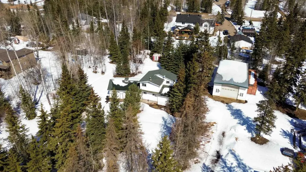 126 Community Lane Saprae Creek AB T9H 5B4