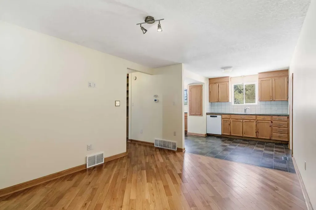 126 Community Lane Saprae Creek AB T9H 5B4