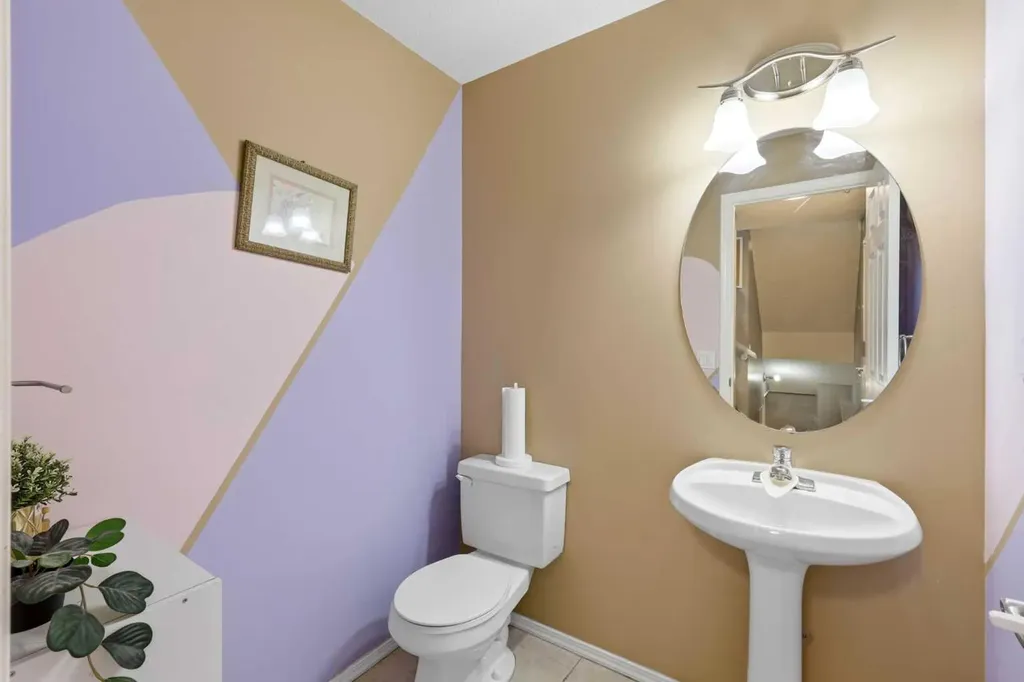 45 Patterson Hill SW Calgary AB T3H 2E6