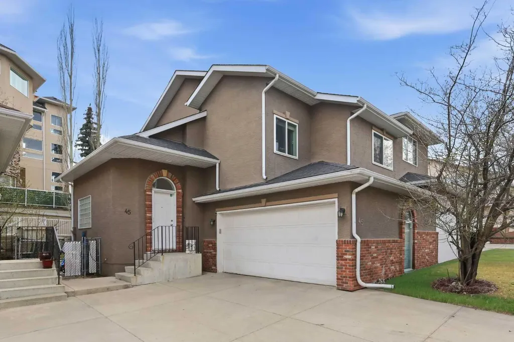 45 Patterson Hill SW Calgary AB T3H 2E6