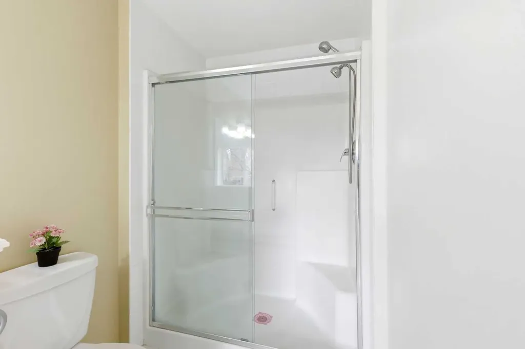 45 Patterson Hill SW Calgary AB T3H 2E6