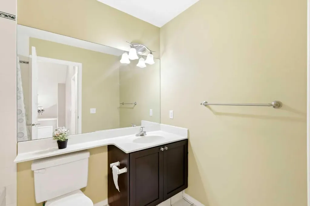 45 Patterson Hill SW Calgary AB T3H 2E6