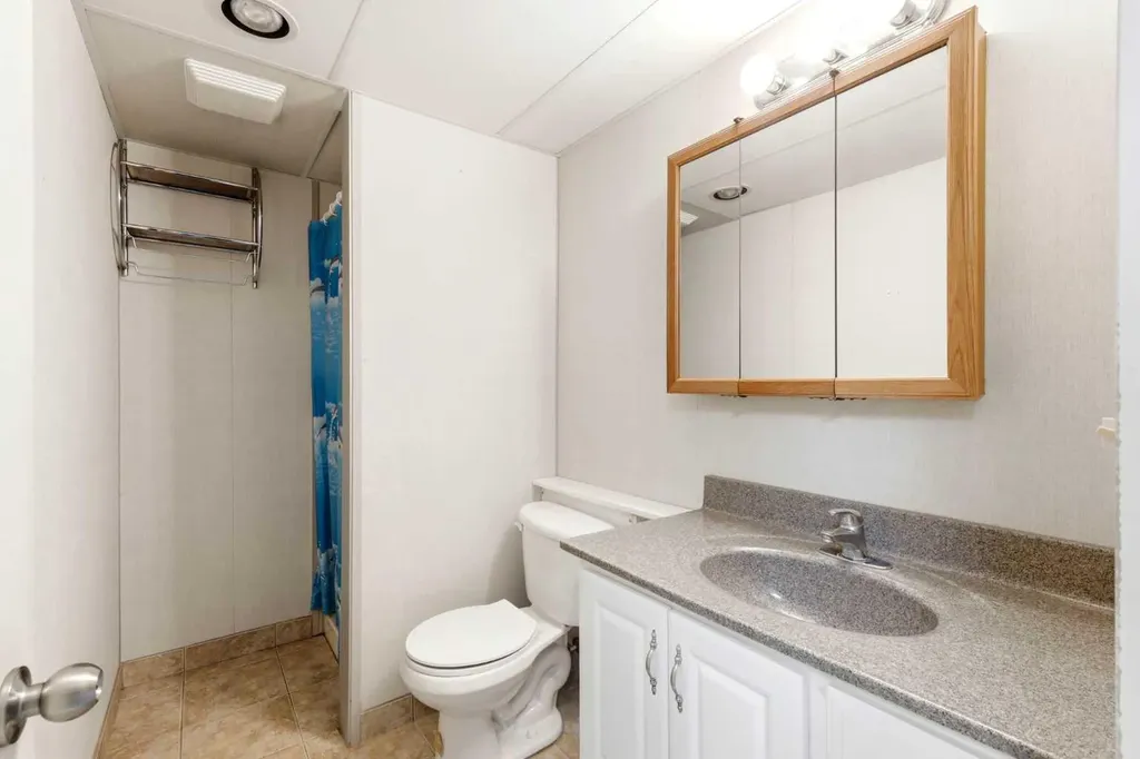 45 Patterson Hill SW Calgary AB T3H 2E6