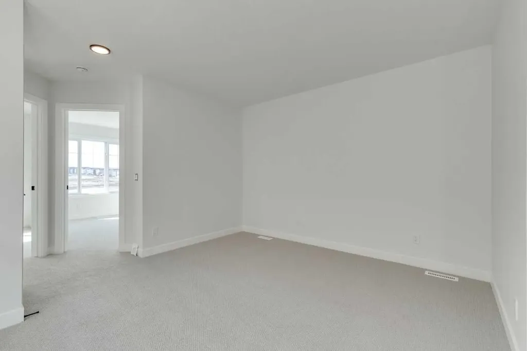 182 Lanark Gate SE Airdrie AB T4A 3R7