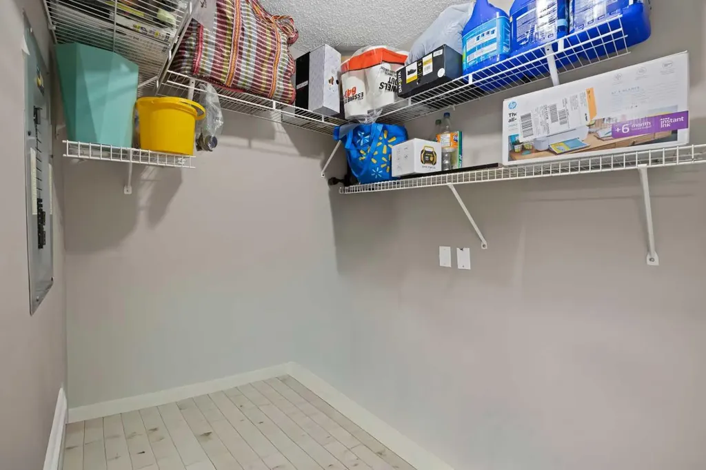 55 Arbour Grove Close NW Calgary AB T3G 4K3