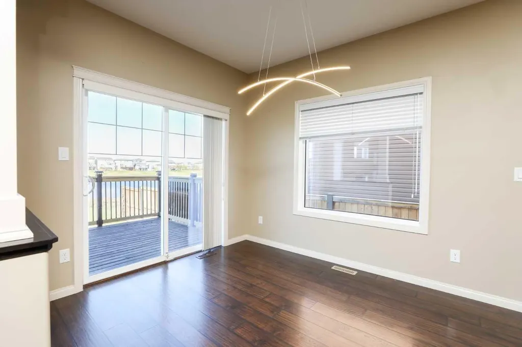 132 Firelight Way W Lethbridge AB T1J 4B2