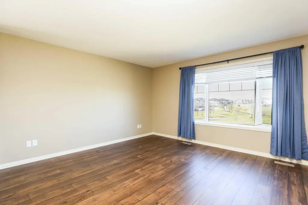 132 Firelight Way W Lethbridge AB T1J 4B2