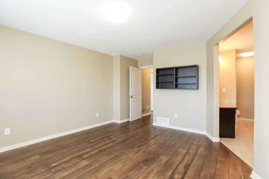 132 Firelight Way W Lethbridge AB T1J 4B2