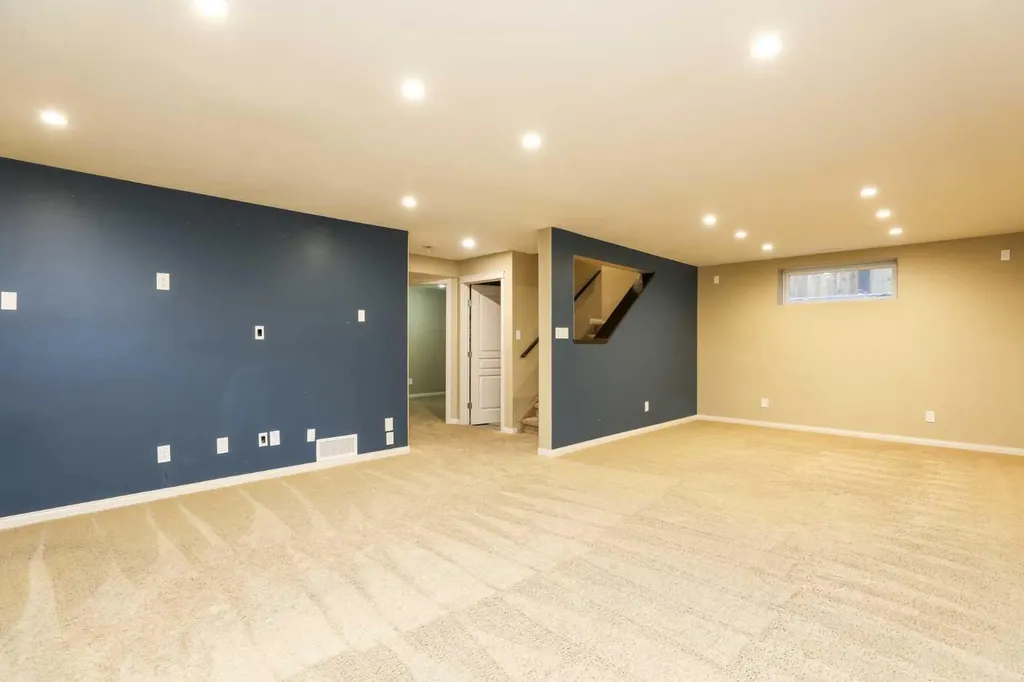 132 Firelight Way W Lethbridge AB T1J 4B2