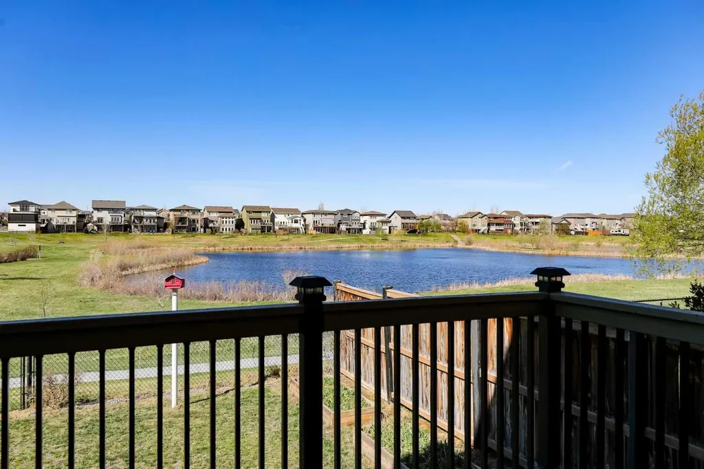 132 Firelight Way W Lethbridge AB T1J 4B2