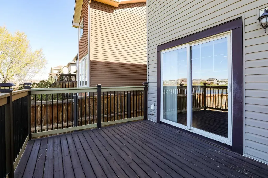 132 Firelight Way W Lethbridge AB T1J 4B2
