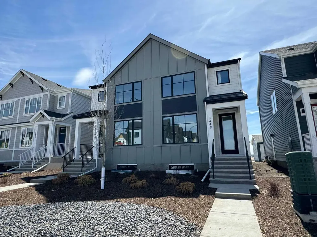 1449 Rangeview Drive SE Calgary AB T3S0P8