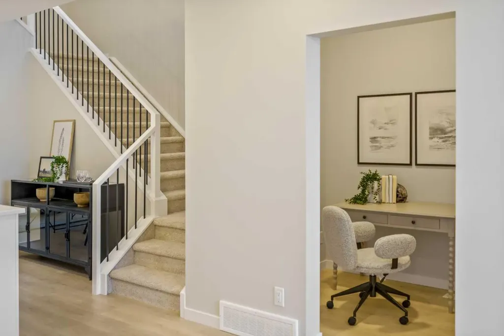 1449 Rangeview Drive SE Calgary AB T3S0P8