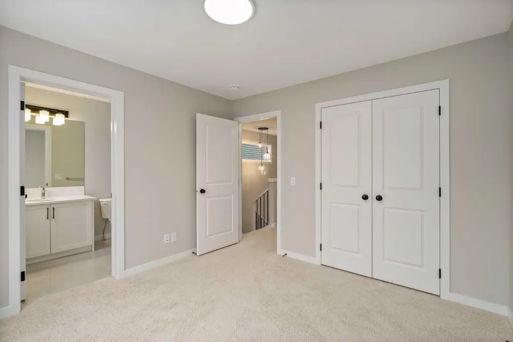 1449 Rangeview Drive SE Calgary AB T3S0P8