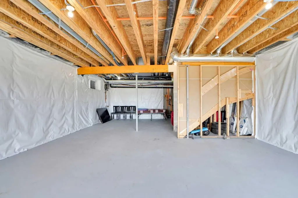 126 Hotchkiss Manor SE Calgary AB T3S 0G1