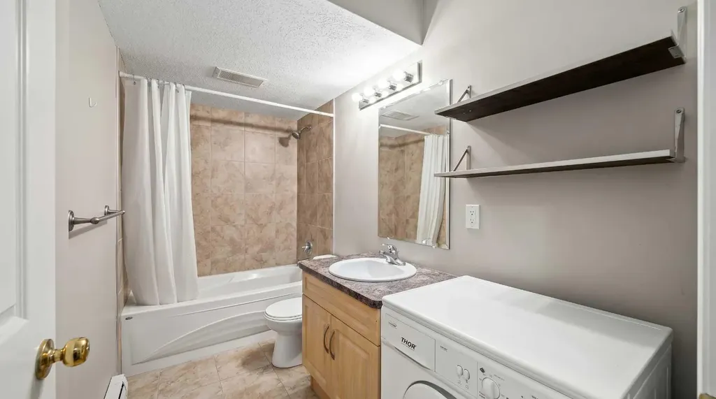 104 24 Avenue SW Calgary AB T2S 0J9