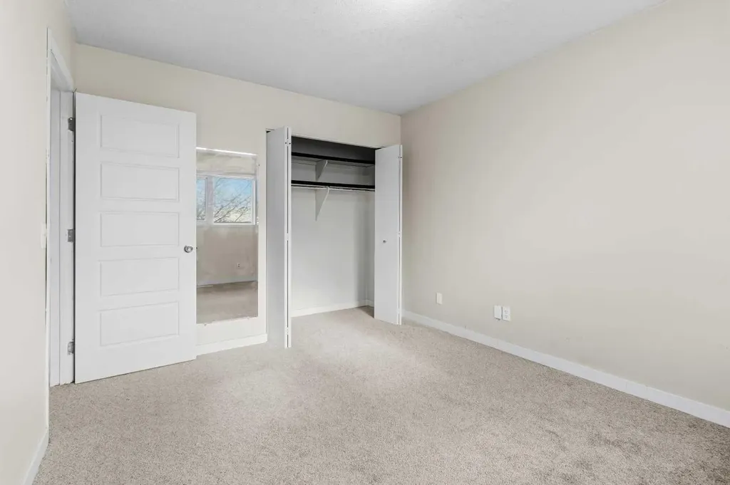 37 Martingrove Way NE Calgary AB T3J2T2