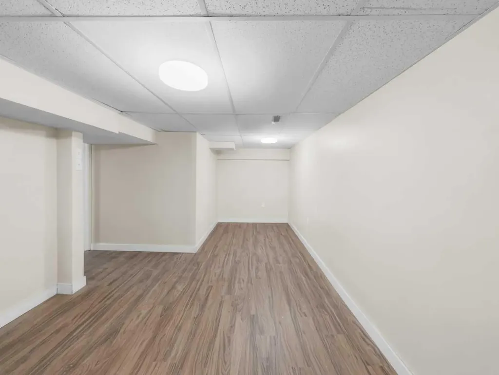 37 Martingrove Way NE Calgary AB T3J2T2