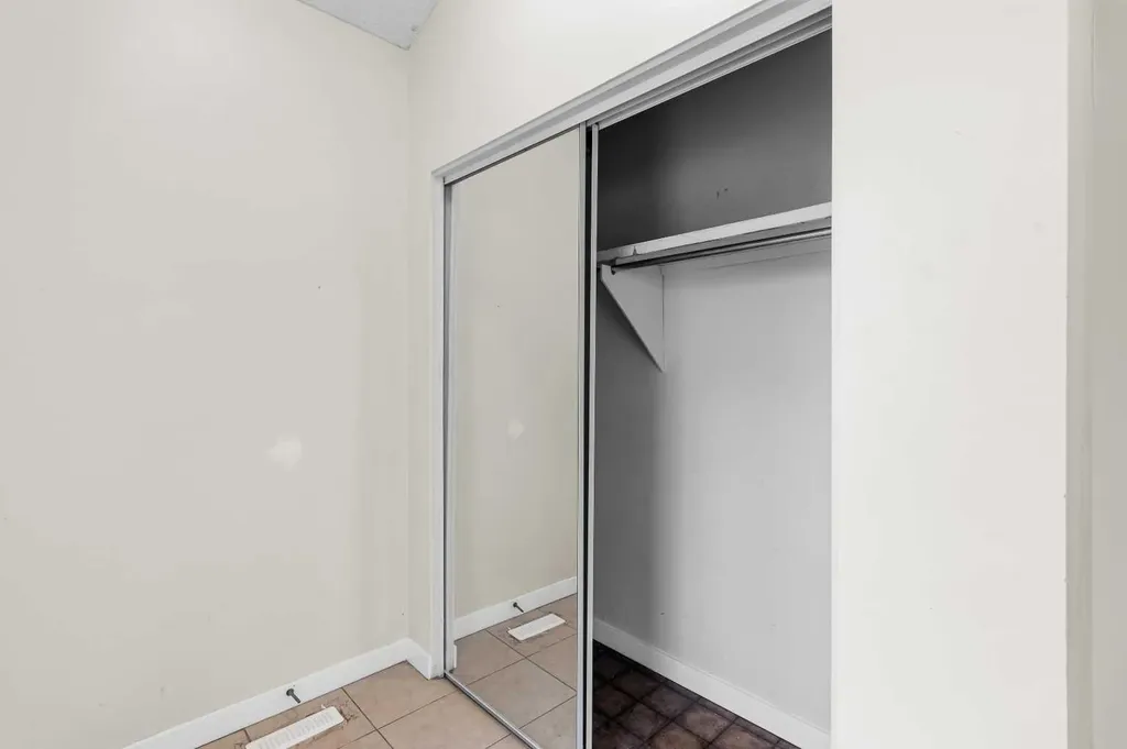 37 Martingrove Way NE Calgary AB T3J2T2