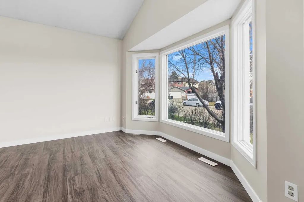 37 Martingrove Way NE Calgary AB T3J2T2