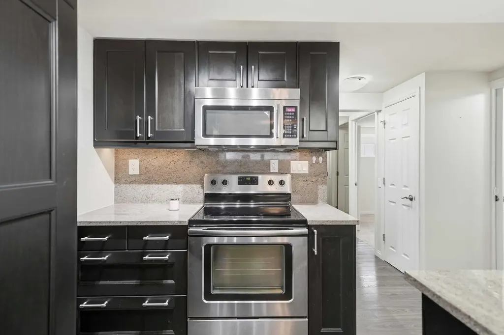 95 Summerwood Road Airdrie AB T4B 1K1