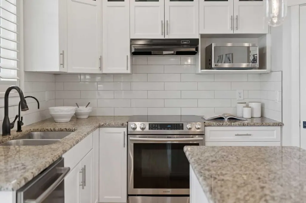 1826 Baywater Street SW Airdrie AB T4B 0A8