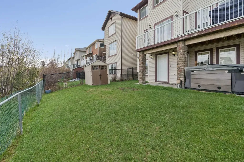 1826 Baywater Street SW Airdrie AB T4B 0A8