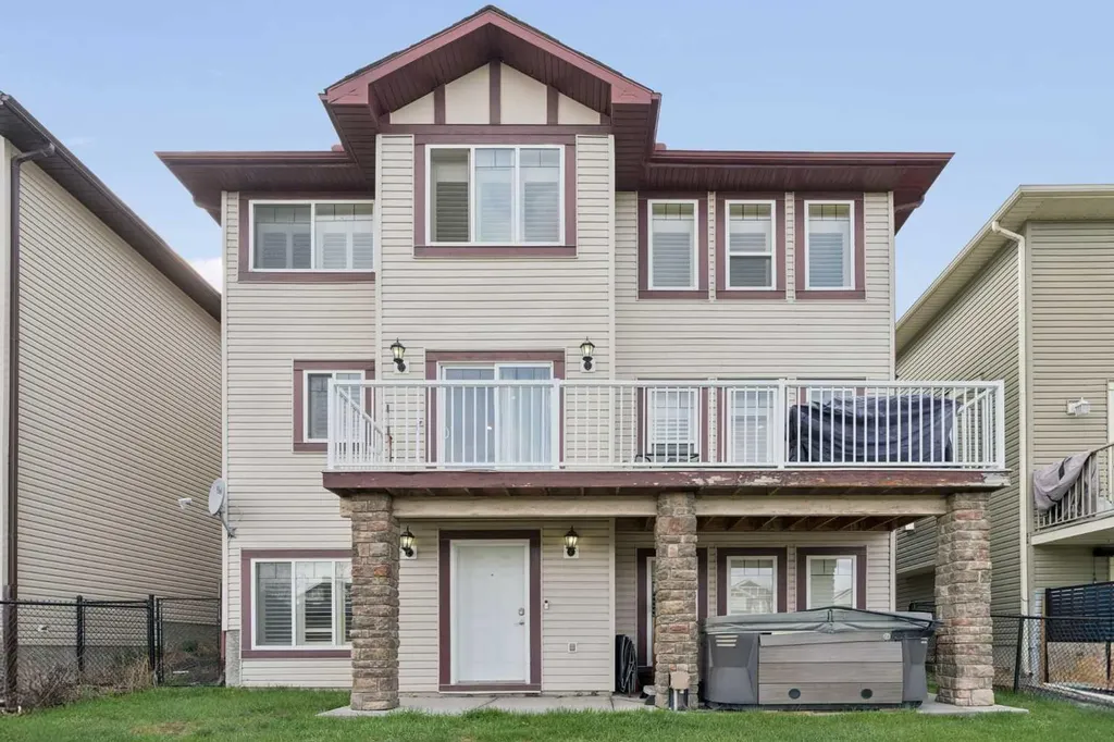 1826 Baywater Street SW Airdrie AB T4B 0A8