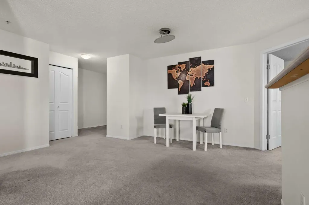 5500 Somervale Court SW Calgary AB T2Y4M1