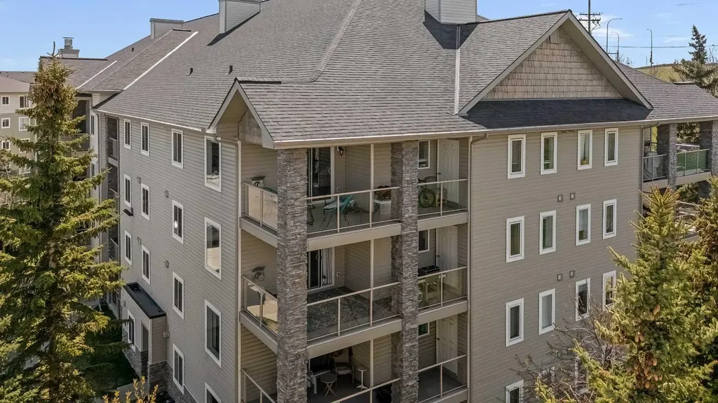 5500 Somervale Court SW Calgary AB T2Y4M1