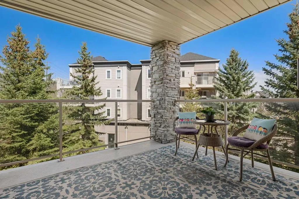 5500 Somervale Court SW Calgary AB T2Y4M1