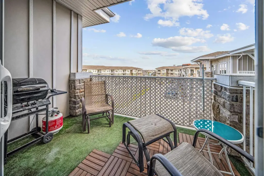 11 Mahogany Row SE Calgary AB T3M 2L6