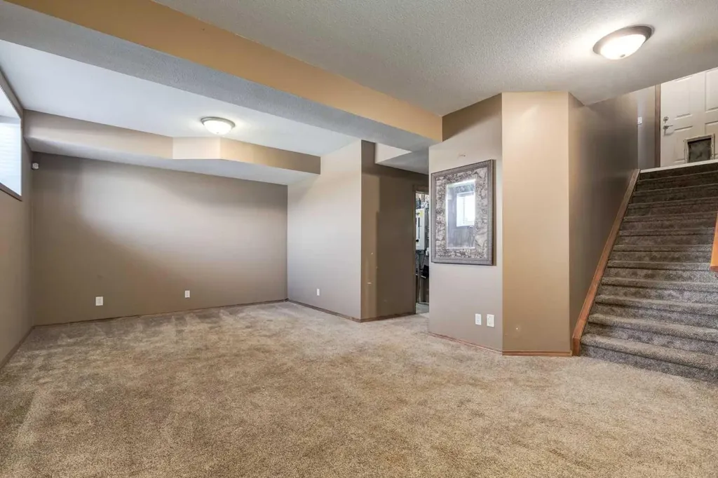 15 Barber Street NW Langdon AB T0J 1X2