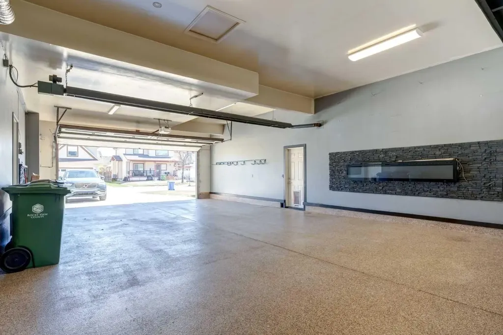 15 Barber Street NW Langdon AB T0J 1X2