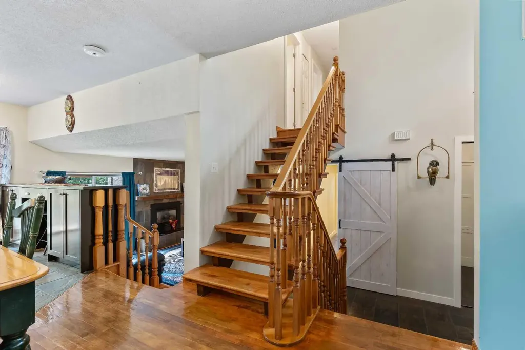51 Redwood Meadows Drive Rural Rocky View County AB T3Z 1A3