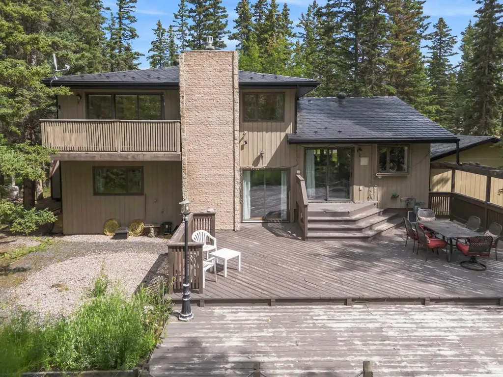 51 Redwood Meadows Drive Rural Rocky View County AB T3Z 1A3