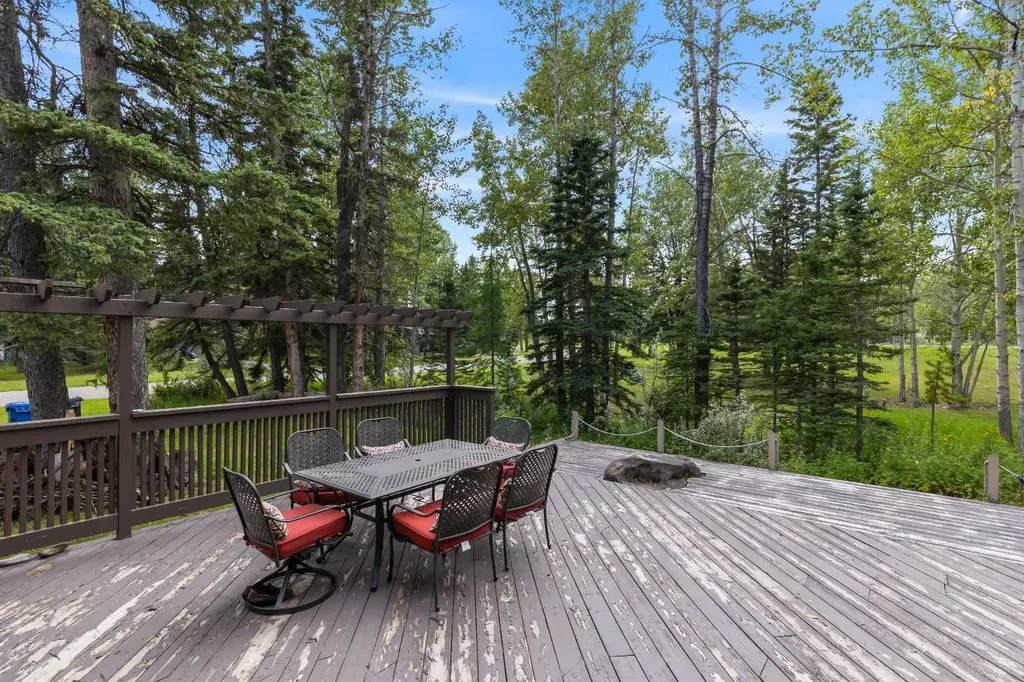 51 Redwood Meadows Drive Rural Rocky View County AB T3Z 1A3