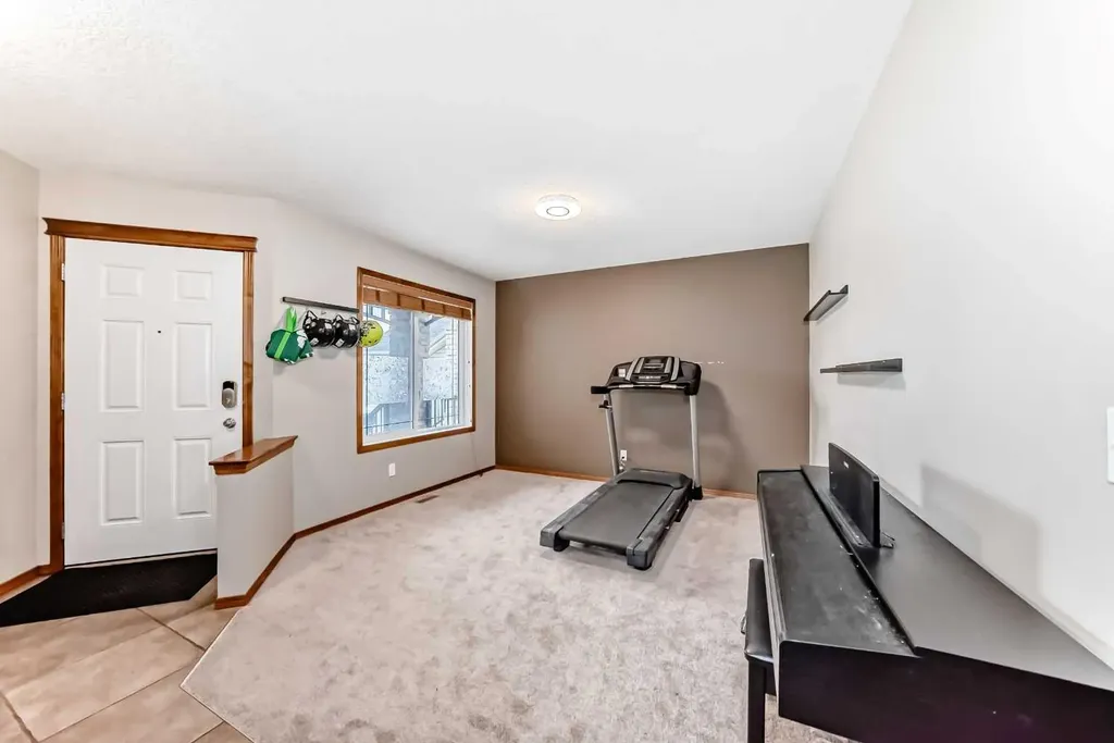 225 Kincora Heights NW Calgary AB T3R 1N6